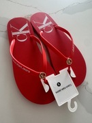 Calvin Klein czerwień klapki / japonki złote logo rozm. 40/41