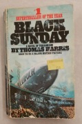 „Black Sunday” autorstwa Thomasa Harrisa. 