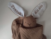 króliczek przytulanka z imieniem, personalizowana maskotka muślin pieluszka