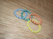 Pierścionkiz koralików