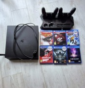 PS4 Pro | PO SERWISIE (03.2025) | 2 Pady | 6 Gier | Zestaw