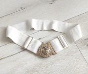 Biały pasek szeroka guma z lwem r U