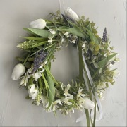 Wianek Wielkanocny wiosenny świąteczny na drzwi sztuczny 36 cm