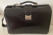 Ekskluzywny skórzany kuferek / teczka na dokumenty VIP Collection