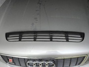 Kratka środkowa zderzaka audi A8 S8 D2 prefl przed liftem 1994-1999