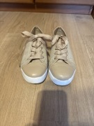 Tenisówki damskie bardzo ładne!