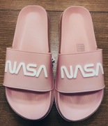 NASA 3D różowe klapki Basenowe 36, 38, 39