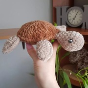 KAMEO Żółwik Sebastian ok. 22x21cm - dziergany