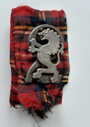 Odznaka 2 Batalion Grenadierów z podkładką