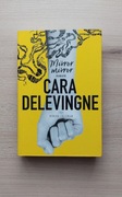 Książka Cara Delevingne Mirror mirror 