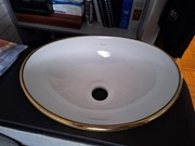 Nowa umywalka mini Sophia złota firmy REA 