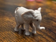 Kinder niespodzianka Natoons Animal Słoń 2025