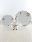 Urocze białe trio filiżanka Rosenthal Classic Rose pastelowe kwiaty