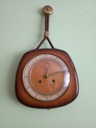 Wiszący zegar ścienny