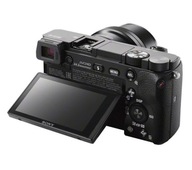 Aparat fotograficzny Sony A6000 korpus + obiektyw czarny