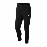 Nike spodnie dresowe czarny rozmiar 164 (159 - 164 cm)