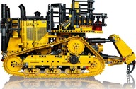 LEGO Technic Sterowany przez aplikację buldożer CAT D11 42131