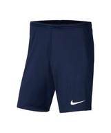 Nike krótkie spodenki przed kolano poliester niebieski rozmiar 152 (147 - 152 cm)