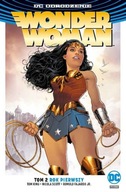 Wonder Woman Tom 2 Rok pierwszy Greg Rucka, Nicola Scott, Romulo FajardoJr.