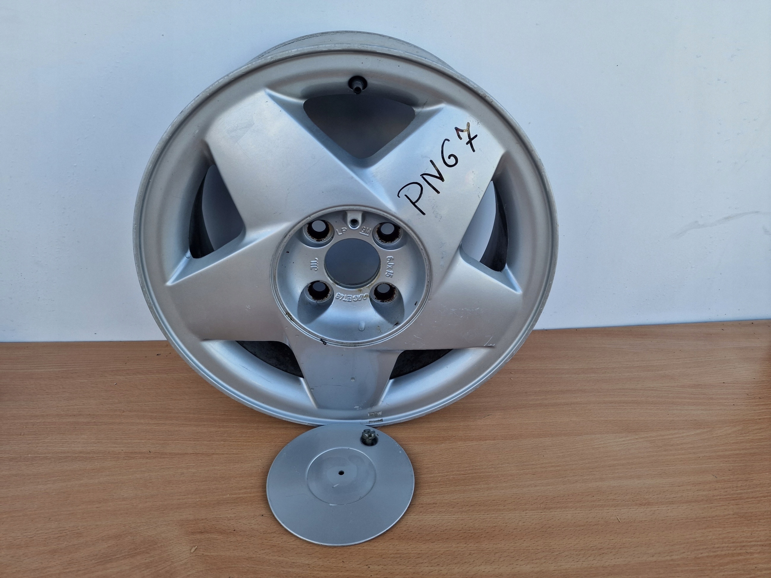Диск opel 6jx15 et49 4x100 astra vectra corsa хорош Купить с