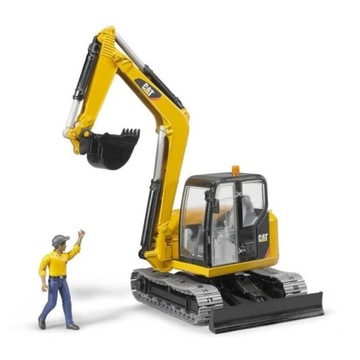 BRUDER 02466 Гусеничный экскаватор CAT с фигуркой оператора