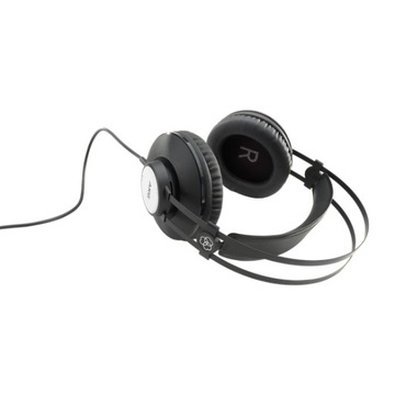 Закрытые наушники AKG K72.