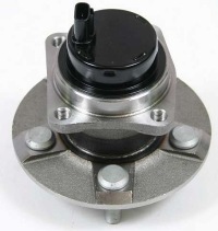 фото thumb №1, Ступица колеса задняя с abs pontiac vibe corolla 03-08