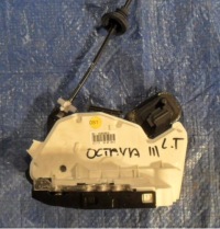 фото thumb №1, Skoda octavia iii замок дверь левый задняя 5e0839015