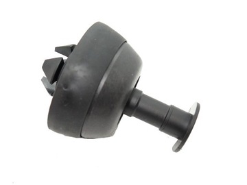 фото thumb №1, Застібки планки порога mercedes w124 w202 w210 w220