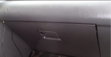 фото thumb №1, Кришка бардачок пасажира mazda 323p ba v 3d hb 96-