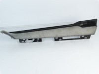 фото thumb №1, Mercedes c w203 обшивка направляющая шторка правая