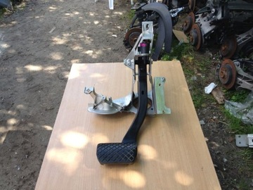 фото thumb №1, Audi a6 c6 педаль гальма автомат 4f 2004-2011r.