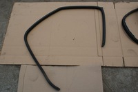 фото thumb №1, Права прокладка двері задня задня volvo s40