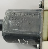 фото thumb №7, Моторчик стекло правый перед w204 lift a2048200242