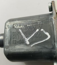 фото thumb №6, Моторчик скло лівий задня w204 lift a2048200542