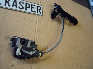 фото thumb №2, Замок дверь правые перед mercedes c-klasa w205