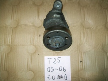 фото thumb №1, Toyota avensis t25 03-06 2.0 d4d натяжитель ремень