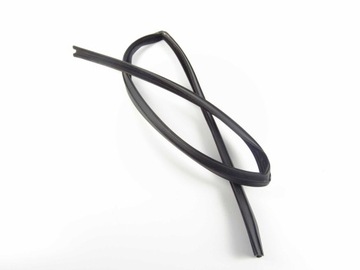 фото thumb №1, Mercedes w140 прокладка скла внутрішня лівий зад