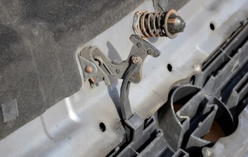 фото thumb №1, Opel zafira a 99-05 замок капот