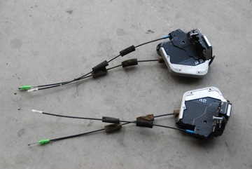 фото thumb №1, Lexus is 250 замок двері задня p / l 06-11r