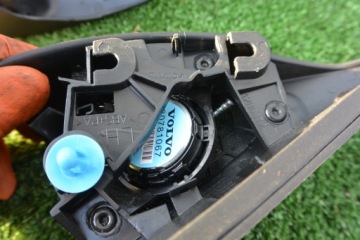 фото thumb №6, Динамик накладка треугольник volvo s60 v60 ii lift kpl