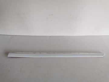 фото thumb №1, Молдинг дверь правый перед vw passat b8 3g0854940