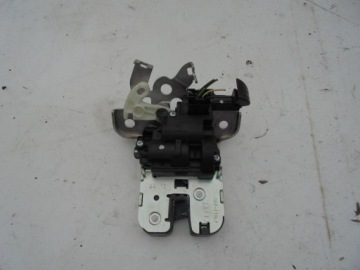 фото thumb №1, Замок крышки задняя 4h0827505 audi a8 d4