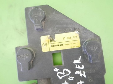 фото thumb №6, Вкладка молдинг лампи права задня opel vectra b sedan