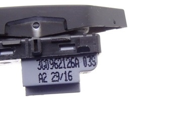 фото thumb №3, Vw passat b8 перемикач центрального замка