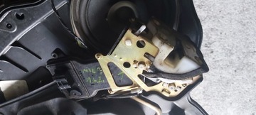 фото thumb №1, Замок дверь левый задняя mazda 2 6 pin