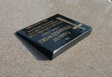 Табличка надгробная ГРАНИТНАЯ ПОДУШКА 20х30