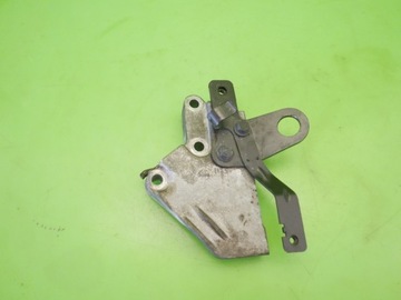 фото thumb №1, Кронштейн лапи двигателя volvo s80 i 2.4 20v 98-04