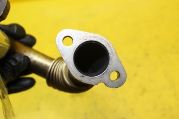 фото thumb №3, Труба трубка шланг egr audi a3 1.6 tdi 03p131521b