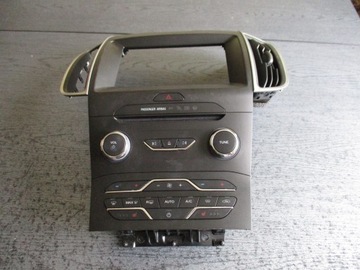 фото thumb №1, Панель радіо ford edge em2t-18e245-aeh